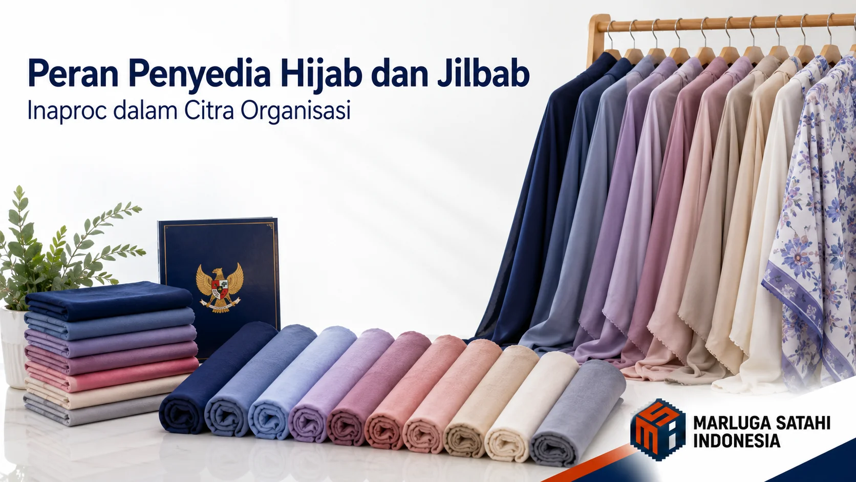 Petugas pengadaan sedang meninjau katalog produk hijab melalui sistem Inaproc di kantor pemerintah.